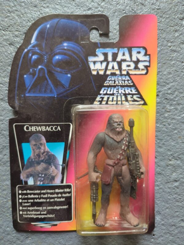 Kenner - Star Wars Chewbacca with Bowcaster and Blaster Rifle - New