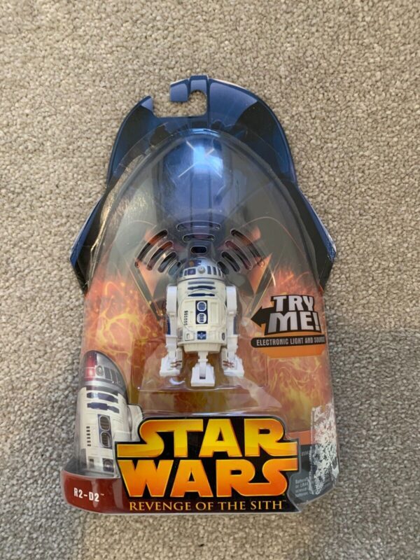 Hasbro Star Wars Revenge of the Sith R2-D2 "try me" Figure