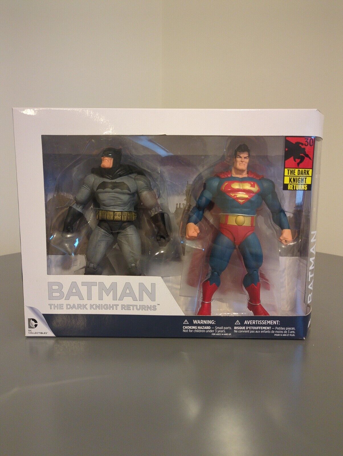 DC Collectibles The Dark Knight Returns 30th Anniversary Batman & Superman