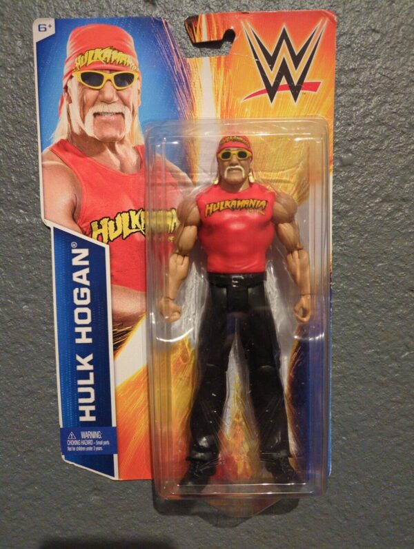 WWE Hulk Hogan Hulkamania Mattel Signature Series Action Figure Red Shirt